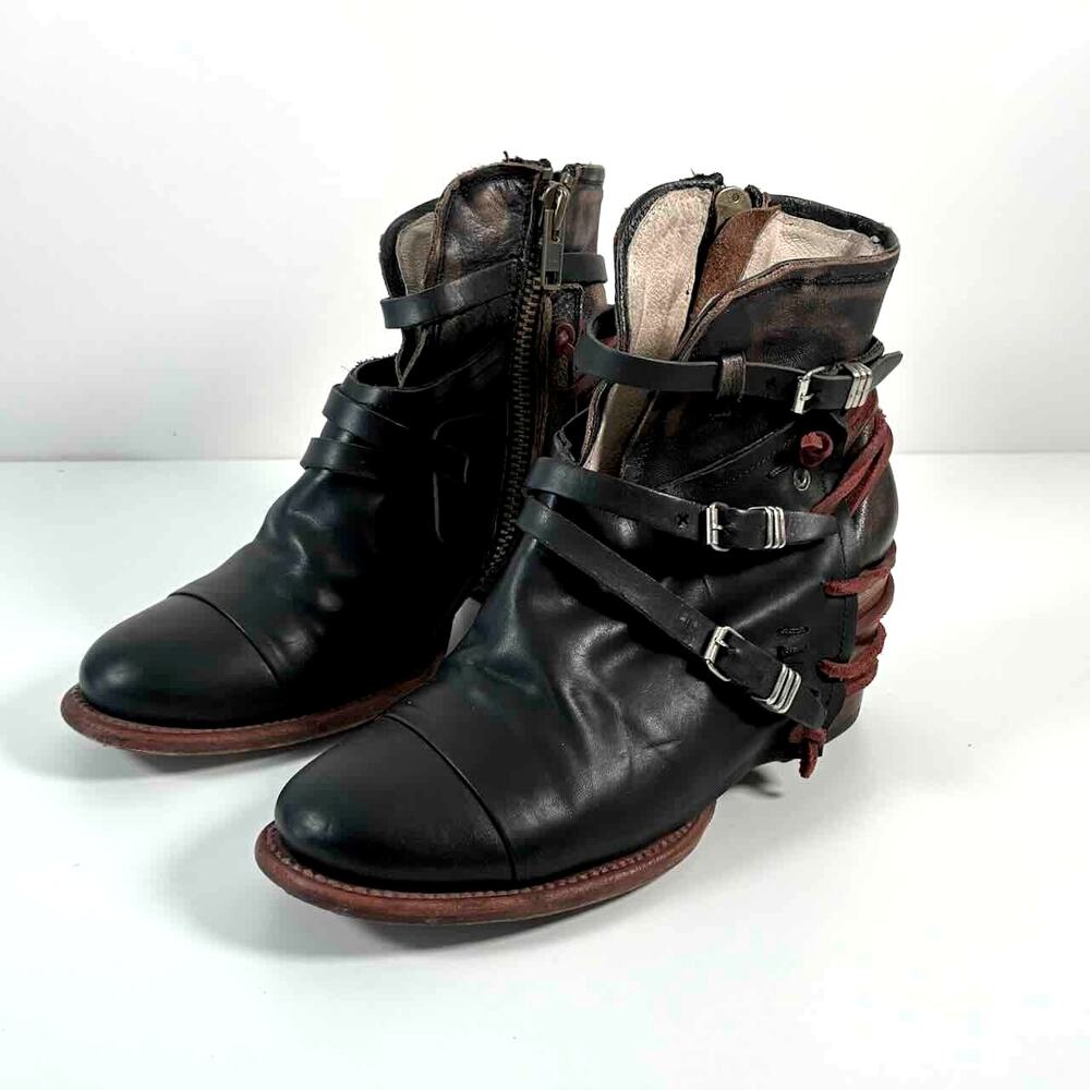 Freebird by Steven Crue Black Leather Backlace Bootie - Size 10
